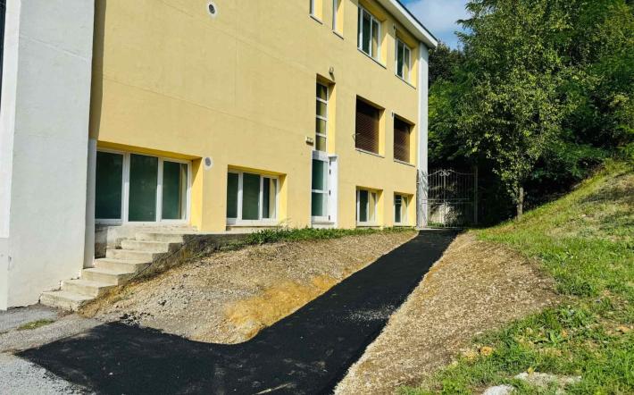 San Michele: una nuova rampa per l’accesso dei disabili alle scuole