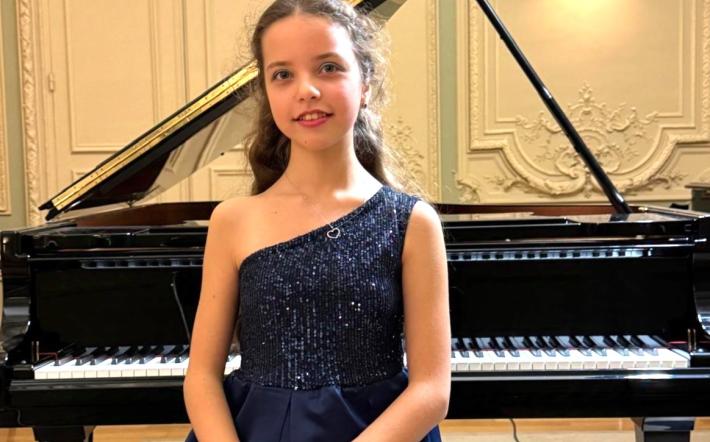 Martina, 12 anni, protagonista al Festival dei Giovani Musicisti Europei di Mondovì