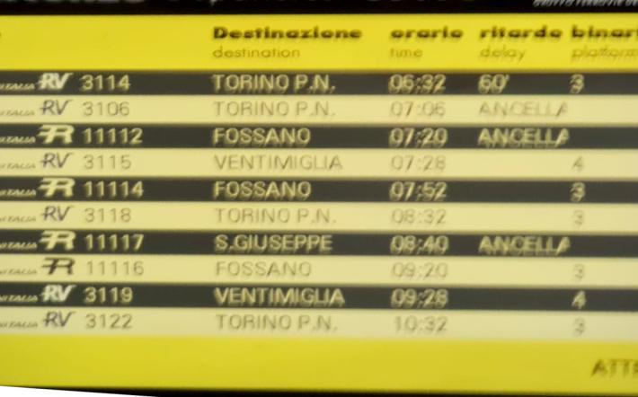 Treni cancellati per Torino: a Mondov&igrave; e Ceva pendolari lasciati a piedi