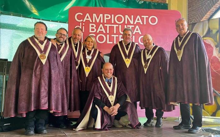 Dario Perucca alla guida della Confraternita della Battuta al Coltello