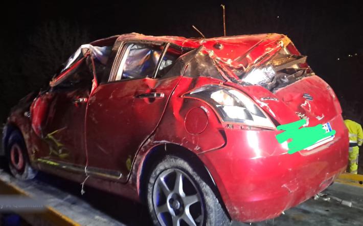 Incidente sulla Fondovalle: la persona che ha tamponato un'auto si è allontanata lungo il fiume
