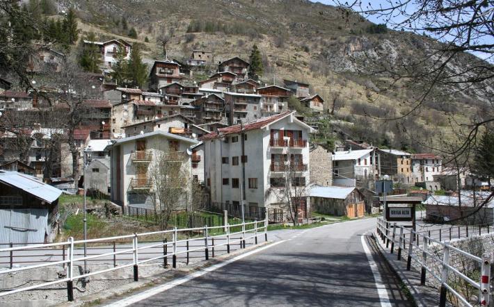 Briga Alta, il Comune più piccolo che vuole risolvere problemi grandi. Con l'aiuto di Regione, Provincia e Fondazione Crc
