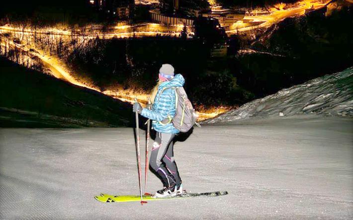 Artesina al chiaro di luna: nasce la Skialp by Night. Da giovedì lo sci alpinismo di notte