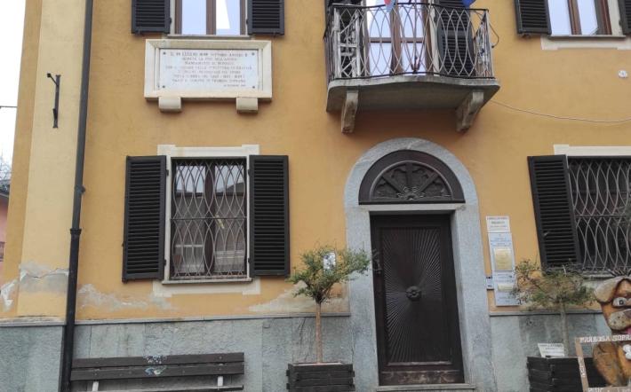 Frabosa Soprana: nuovi infissi al Municipio