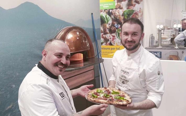 Con la sua pizza al bollito Beppe Fazio ha portato Carrù all’Horeca Expoforum di Torino