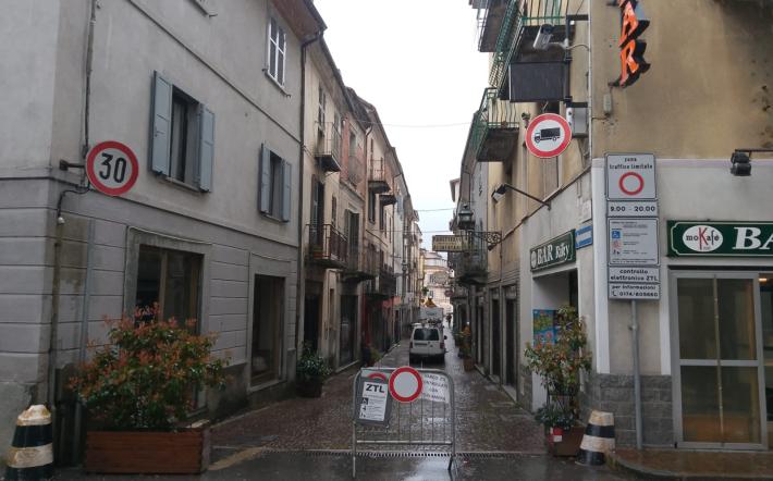 Garessio: cavo elettrico prende fuoco in via Vittorio Emanuele 