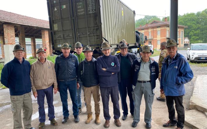 Mondovì: consegnato il materiale umanitario raccolto dagli Alpini e destinato al Libano