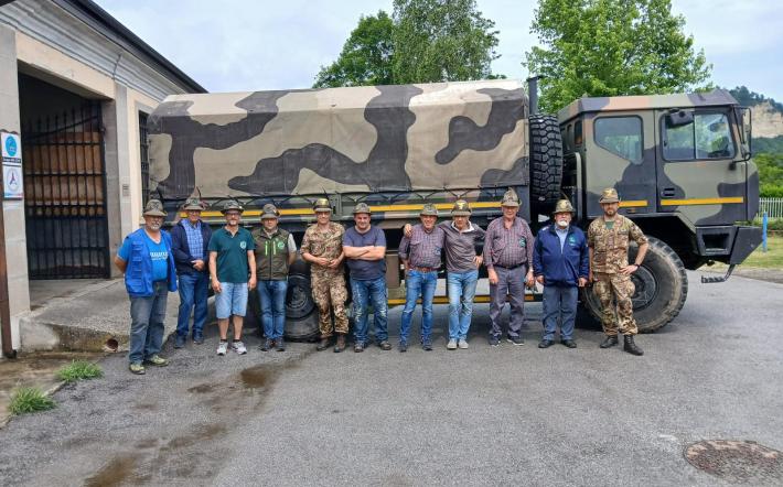 Gli alpini cebani consegnano altri aiuti per il Libano