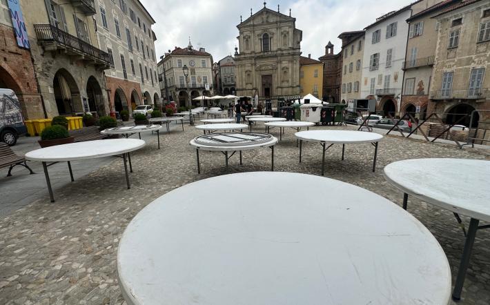 Mondovì: preparativi per "Dinner show" di sabato sera