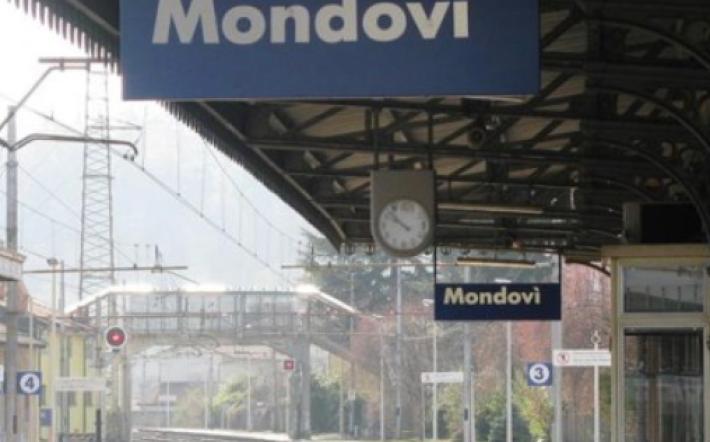 Incendio di sterpaglie a Mondovì: linea ferroviaria per interrotta per mezz’ora