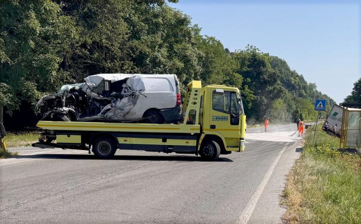Incidente mortale a Roccaforte Mondovì: la vittima viveva a Cherasco, aveva 19 anni
