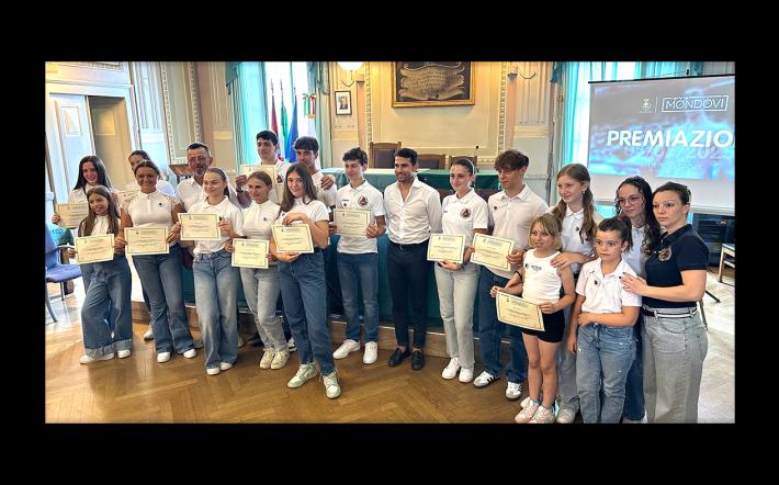 Mondovì, ippica e nuoto: il Comune premia gli atleti con i risultati migliori 