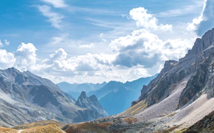 Cinque percorsi panoramici alla scoperta delle meraviglie naturali del Piemonte
