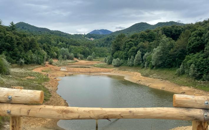 Pianfei: nuova staccionata e nuovi lavori intorno al lago