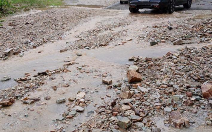 Frabosa Sottana: allagamenti e detriti in strada a Miroglio, ripristinata la viabilit&agrave;