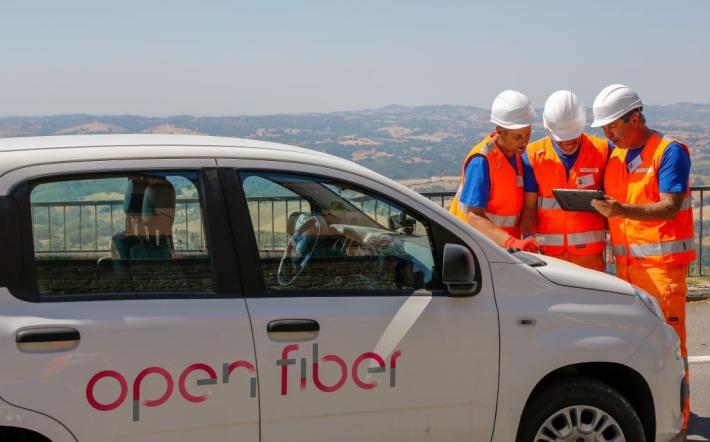 Un incentivo per chi attiva la fibra ottica a Carrù e Villanova Mondovì 