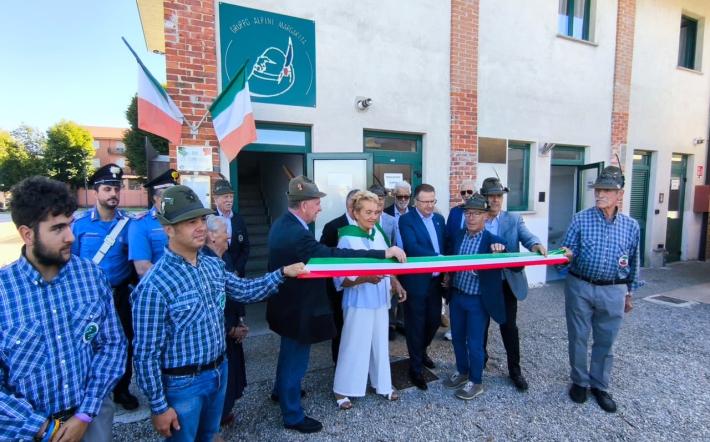 Margarita in festa per i suoi alpini
