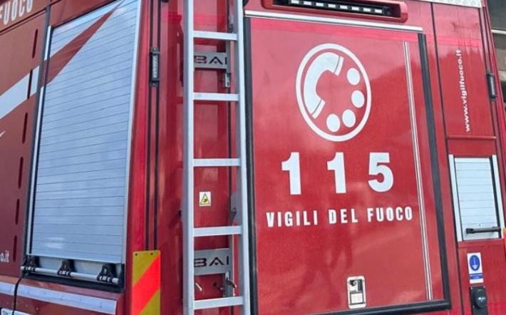 Principio di incendio a Mombasiglio: intervento dei vigili del fuoco 