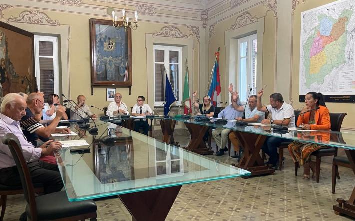Botta e risposta sul servizio di trasporto scolastico a Vicoforte