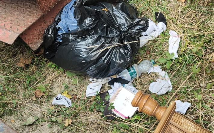 Rifiuti abbandonati a Vicoforte: scattano indagini e denunce
