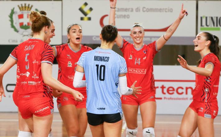 La festa rossoblù nello scatto di Cristiano Silvestri