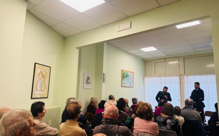 San Michele: Centro anziani gremito per l’incontro con i carabinieri