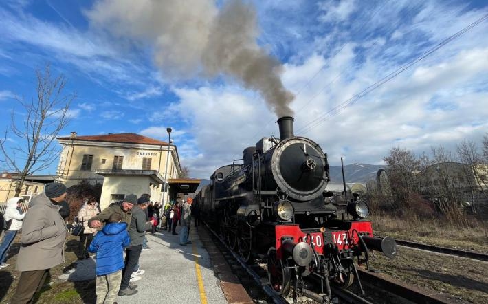 Treno storico fermo, ma l’attenzione della valle Tanaro è fissa sulla riapertura al trasporto pubblico 