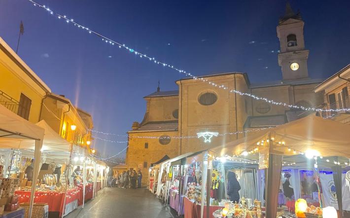 Pianfei: anche le mongolfiere al mercatino di Natale