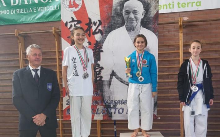 podio Cavarero karate