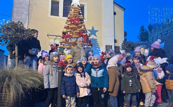 Tutti in piazza a Murazzano aspettando il Natale 2025