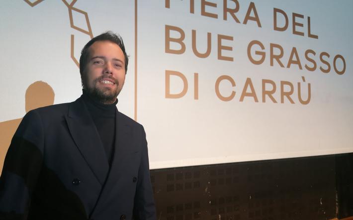 Carrù: 600 kg di bollito e 2.500 “bagnet”, domani c’è la Fiera del Bue Grasso n° 115