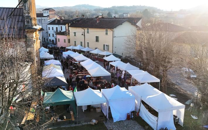 Il mercatino natalizio di Niella si conferma un successo
