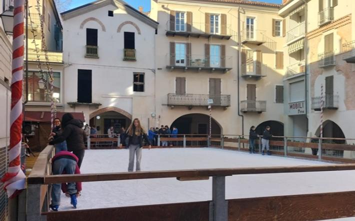 Aperta da sabato la pista di pattinaggio su ghiaccio