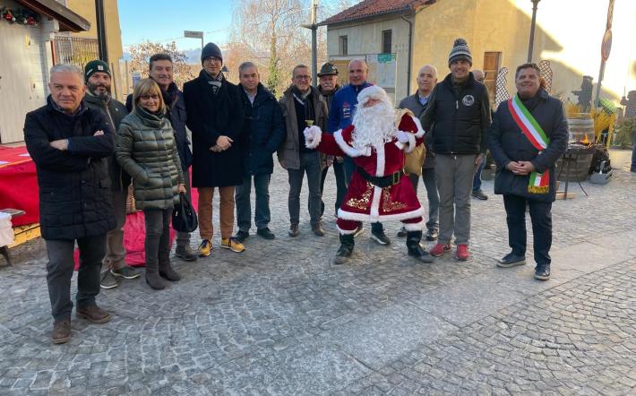 Il Natale &egrave; gi&agrave; arrivato a Pianfei: &egrave; la domenica dei mercatini