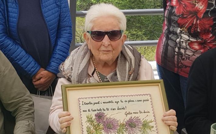 Fontane piange la maestra Lucia Vinai