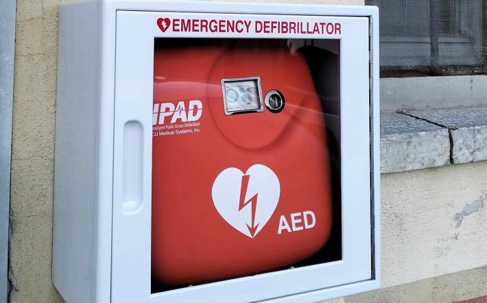 Dalla Regione un milione di euro per 72 defibrillatori nei rifugi di montagna