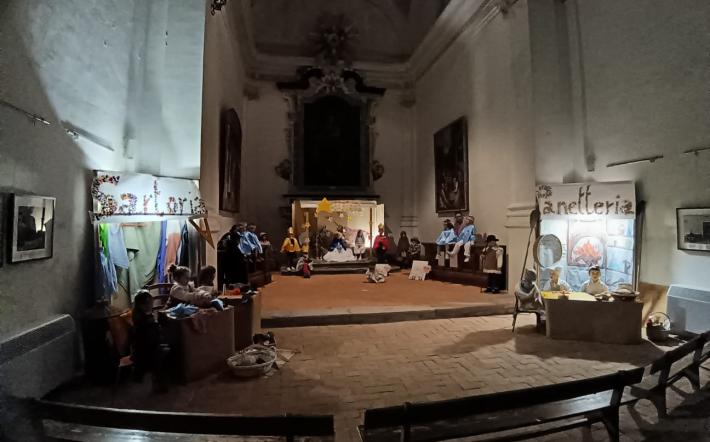 L&rsquo;originale presepe dei piccoli a Torre Piazza