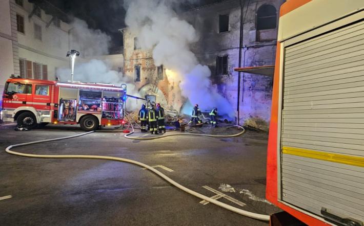 Incendio nella notte a Villanova Mondov&igrave;