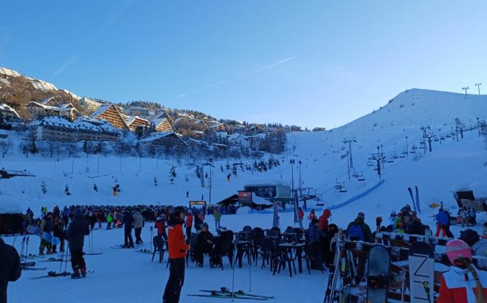 Frabosa Sottana: code dalle 7 del mattino per salire a Prato e Artesina