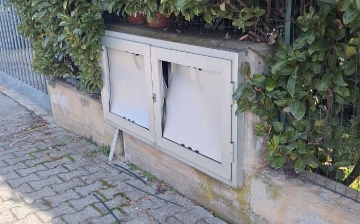 Carr&ugrave;, atti vandalici in zona Selene