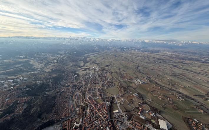 Mondov&igrave; dall&rsquo;alto, il silenzio della mongolfiera e la magia del volo