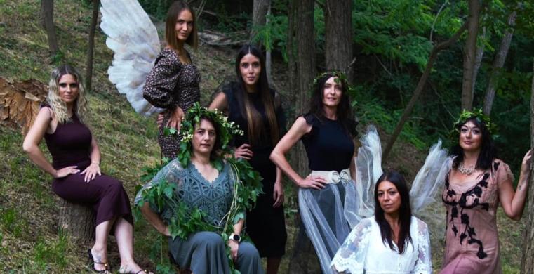 Muse Lens: le modelle &ldquo;per gioco&rdquo; di Alessandra Botto omaggiano i grandi della fotografia